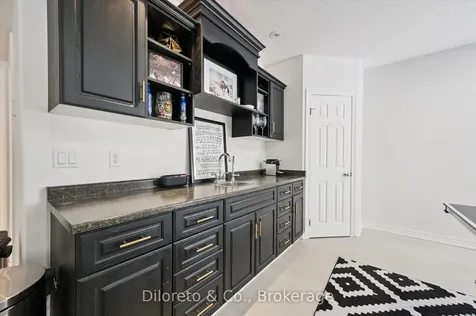 4 Zaduk Place Guelph ON N1G 0A7