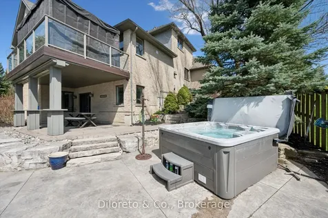 4 Zaduk Place Guelph ON N1G 0A7