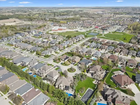 4 Zaduk Place Guelph ON N1G 0A7