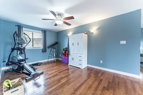 699 Norman Avenue North Bay ON P1B 8C2