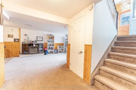 699 Norman Avenue North Bay ON P1B 8C2