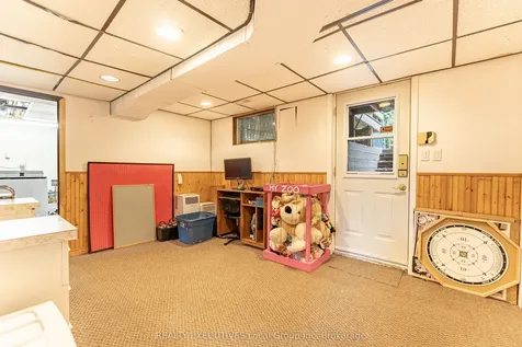 699 Norman Avenue North Bay ON P1B 8C2
