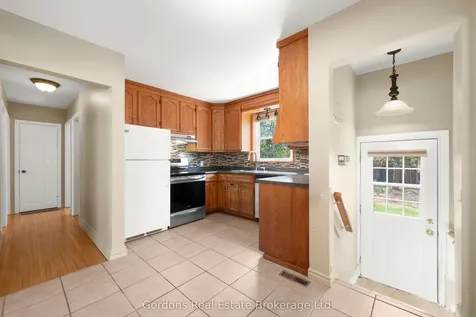 705 Bellaire Street Peterborough ON K9J 3Y7