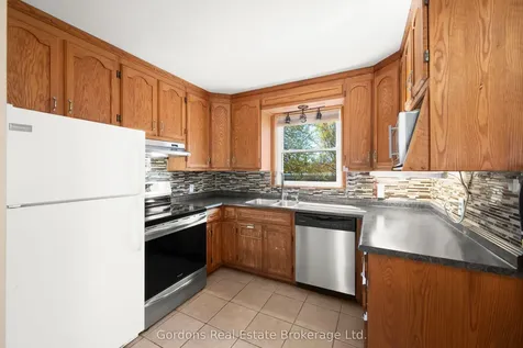 705 Bellaire Street Peterborough ON K9J 3Y7