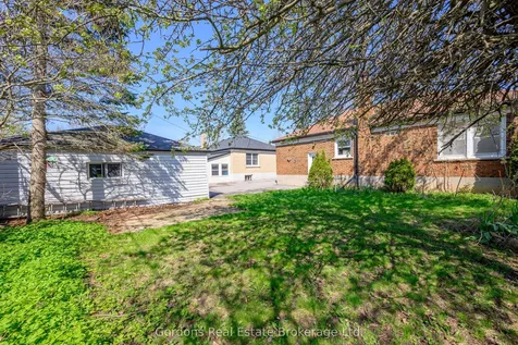 705 Bellaire Street Peterborough ON K9J 3Y7