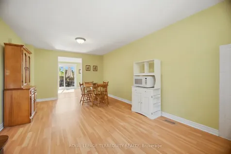 325 Mary Street Hamilton ON L8L 8A2
