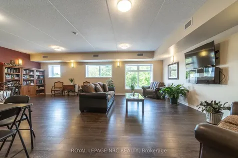 4644 Pettit Avenue Niagara Falls ON L2E 0B4