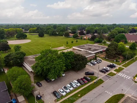 4644 Pettit Avenue Niagara Falls ON L2E 0B4