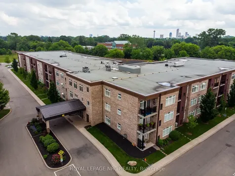 4644 Pettit Avenue Niagara Falls ON L2E 0B4
