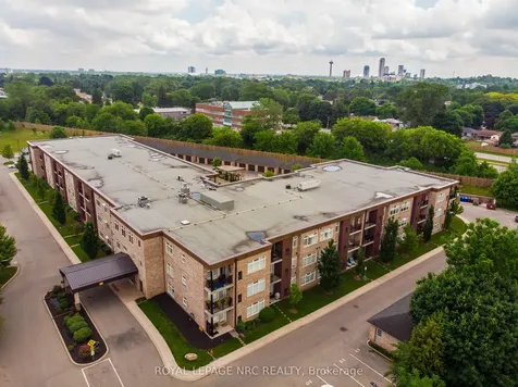 4644 Pettit Avenue Niagara Falls ON L2E 0B4