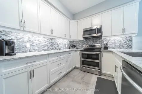 4644 Pettit Avenue Niagara Falls ON L2E 0B4