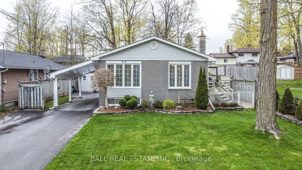 90 Parkdale Avenue Selwyn ON K9L 1K4