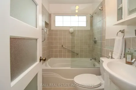 90 Parkdale Avenue Selwyn ON K9L 1K4