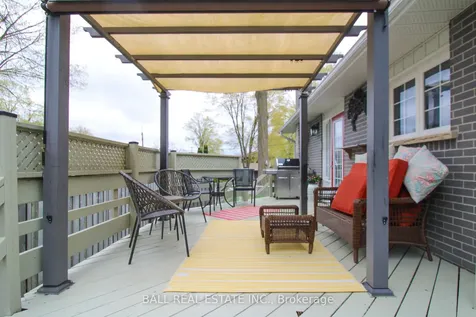 90 Parkdale Avenue Selwyn ON K9L 1K4