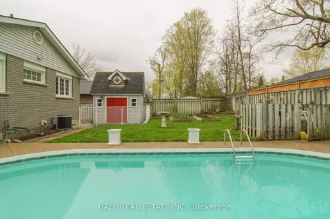 90 Parkdale Avenue Selwyn ON K9L 1K4