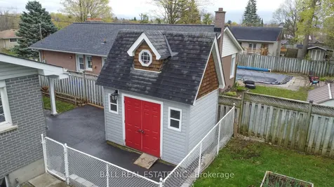 90 Parkdale Avenue Selwyn ON K9L 1K4