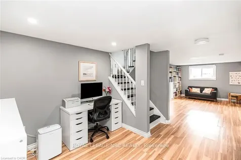 34 Oswego Park Road Haldimand ON N1A 2W2
