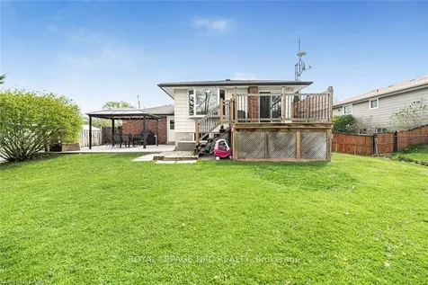 34 Oswego Park Road Haldimand ON N1A 2W2