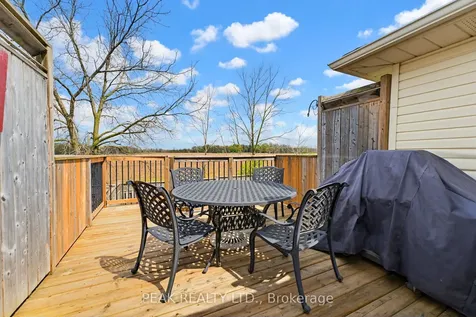 157 Whitlaw Way Brant ON N3L 4C9