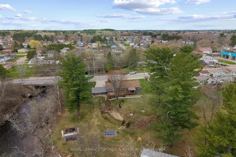 499 Boundary Road E Pembroke ON K8A 6L7