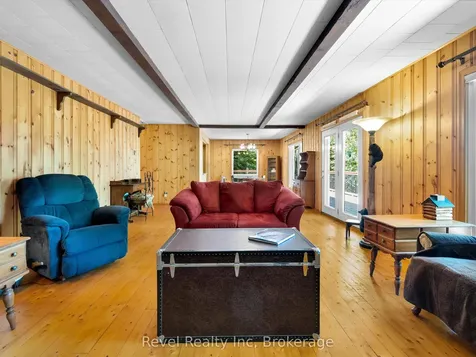 1022 Bird Lake Crescent Bracebridge ON P1L 1X1