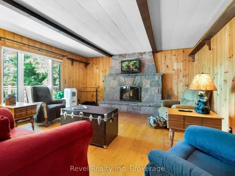 1022 Bird Lake Crescent Bracebridge ON P1L 1X1