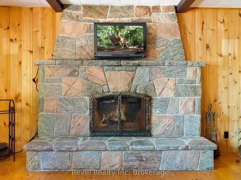 1022 Bird Lake Crescent Bracebridge ON P1L 1X1