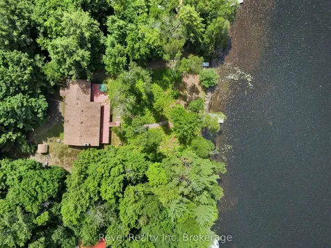 1022 Bird Lake Crescent Bracebridge ON P1L 1X1