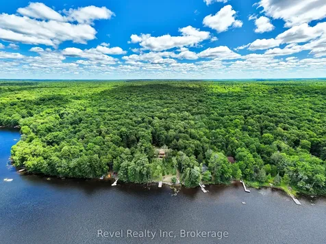 1022 Bird Lake Crescent Bracebridge ON P1L 1X1