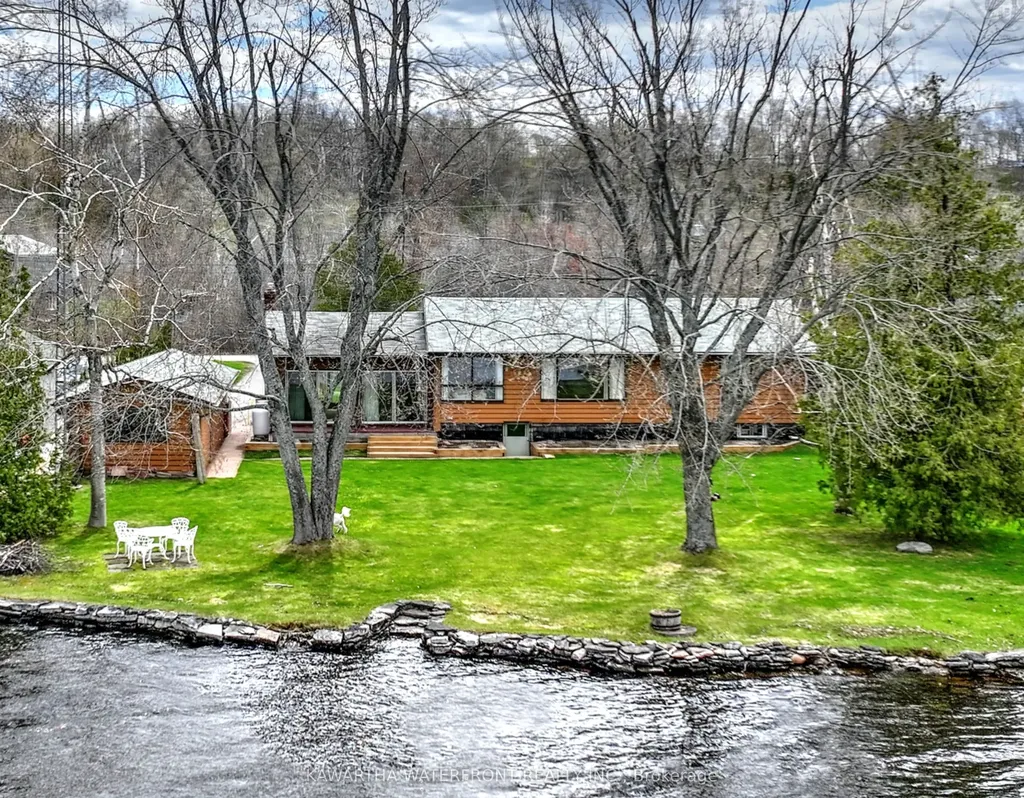7 Reid's Road Kawartha Lakes ON K0M 1L0