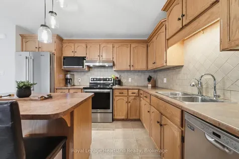 3-59 Eagle Drive Stratford ON N5A 7Z1