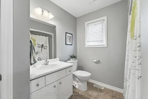 3-59 Eagle Drive Stratford ON N5A 7Z1