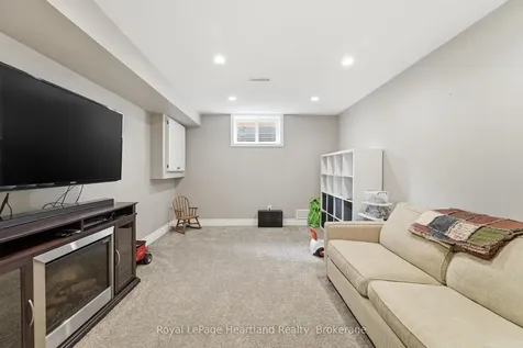 3-59 Eagle Drive Stratford ON N5A 7Z1