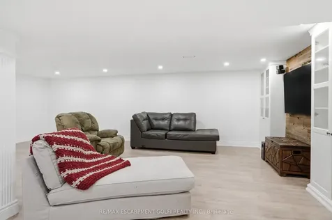 2114 Golf Club Road Hamilton ON L0R 1P0