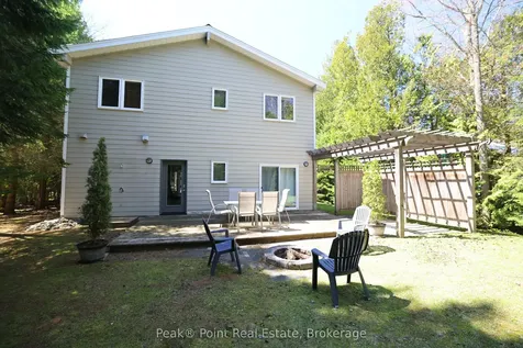 611 York Avenue South Bruce Peninsula ON N0H 2G0