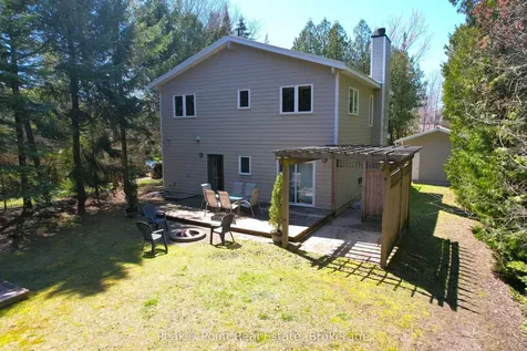 611 York Avenue South Bruce Peninsula ON N0H 2G0