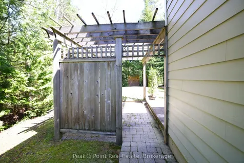 611 York Avenue South Bruce Peninsula ON N0H 2G0