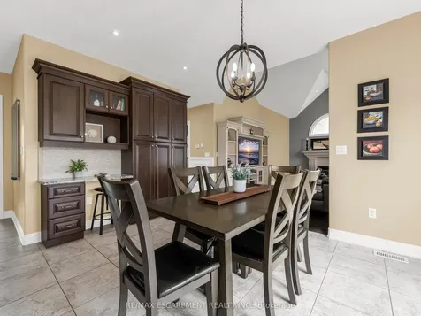 4957 Gilmore Street Lincoln ON L3J 0G9