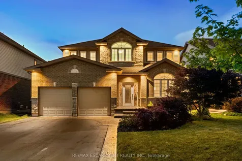 4957 Gilmore Street Lincoln ON L3J 0G9
