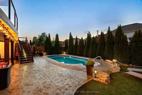 4957 Gilmore Street Lincoln ON L3J 0G9
