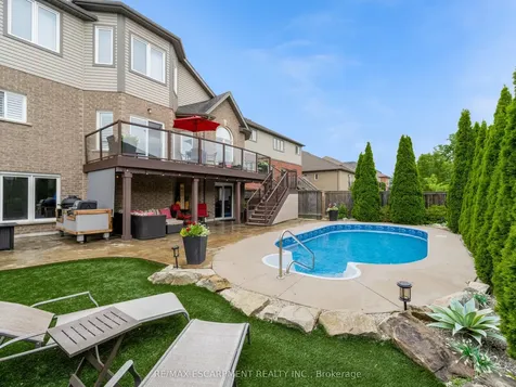 4957 Gilmore Street Lincoln ON L3J 0G9