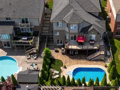 4957 Gilmore Street Lincoln ON L3J 0G9