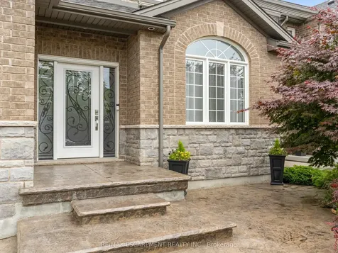 4957 Gilmore Street Lincoln ON L3J 0G9