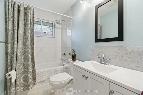 6 Eleanor Court Guelph ON N1E 1S7