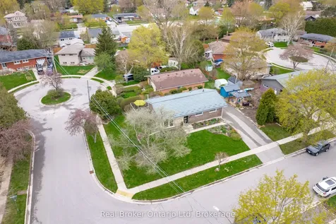 6 Eleanor Court Guelph ON N1E 1S7