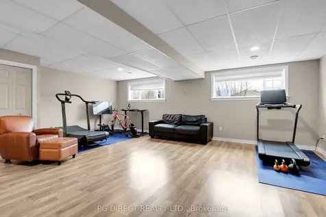 16 Mallard Street Laurentian Valley ON K8A 8N9