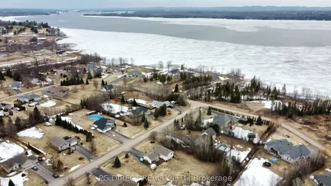 16 Mallard Street Laurentian Valley ON K8A 8N9