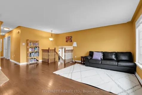 16 Mallard Street Laurentian Valley ON K8A 8N9