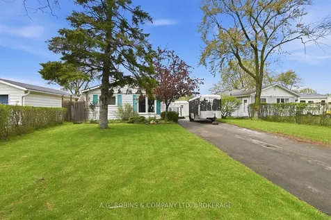29 Lanark Crescent St. Catharines ON L2M 6E1