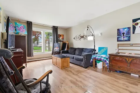 29 Lanark Crescent St. Catharines ON L2M 6E1